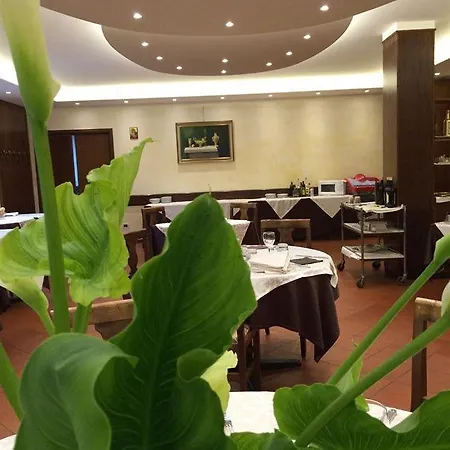 Bredina Hotel 3*
