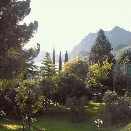 Hotel Bredina 3*