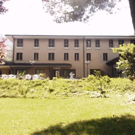 Bredina